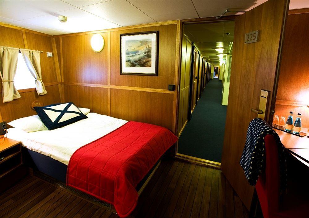 Barken Viking Båthotell 3*