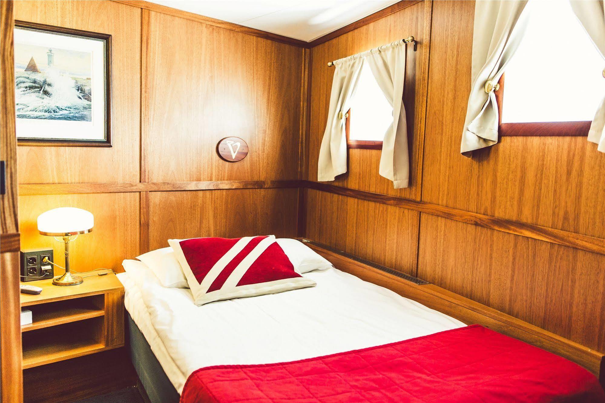 Barken Viking Båthotell 3*